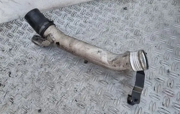 Volvo V40 Intercooler hose/pipe 31370060