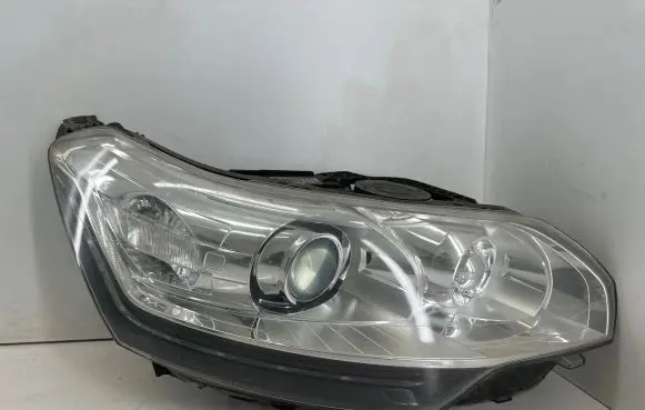 Citroen C5 Headlight/headlamp 89905354 89905634 9674869880