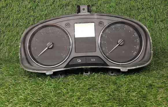 Skoda Roomster (5J) Speedometer (instrument cluster) 5J0920911M