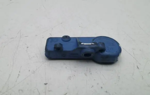 Chevrolet Trax Tire pressure sensor 22853740