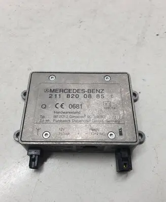 Mercedes-Benz CLS C219 Bluetooth antenna 2118200885