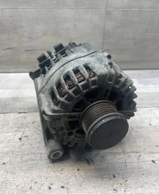 BMW 3 E90 E91 Generator/alternator 8507624 FG18S052 S25AN10