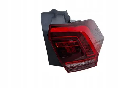 Volkswagen Tiguan Rear/tail lights 5NA945208B