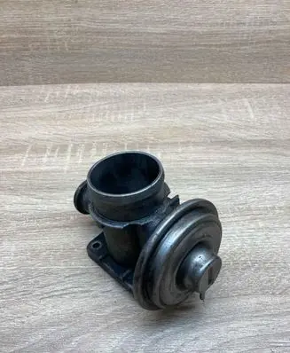 BMW 3 E46 EGR valve 7785452 01T156