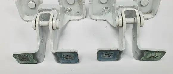 Mercedes-Benz A W177 Tailgate/trunk/boot hinge
