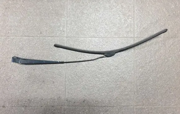 Ford Transit Windshield/front glass wiper blade YC1517526DA