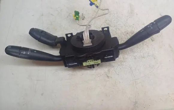 Citroen Berlingo Headlight wiper arm set 96446878ZL 96595068XT 96533562XT