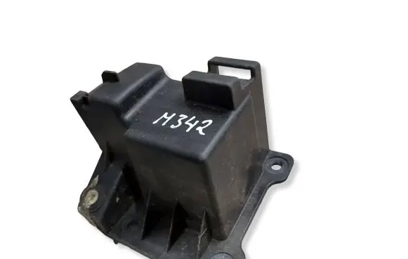 Ford B-MAX Rear bumper mounting bracket AV1117A881AB