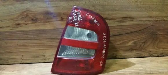 Skoda Fabia Mk1 (6Y) Rear/tail lights 6y6945096b