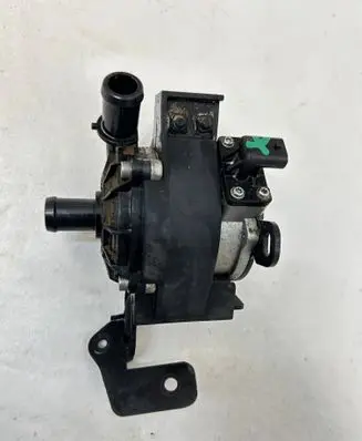 Renault Austral Electric auxiliary coolant/water pump 210111797R