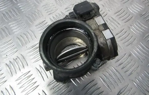 Mercedes-Benz C W203 Throttle valve A1110980109 0280750045