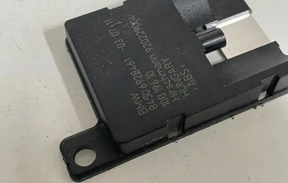 BMW X5 E70 Bluetooth antenna 6928461