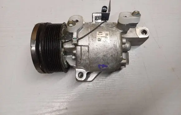 Suzuki SX4 S-Cross Air conditioning (A/C) compressor (pump) 9520174S00 9520174900 T73674CA