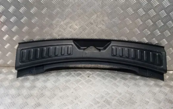 Land Rover Discovery Sport Trunk/boot sill cover protection FK72113A10A
