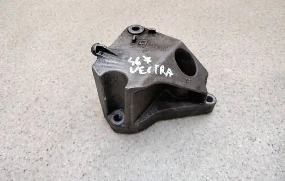 Opel Vectra C Gearbox mounting bracket 24459821