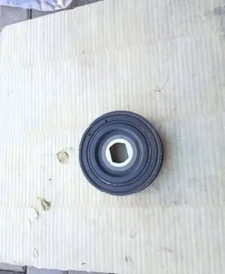 Renault Master III Crankshaft pulley 805671