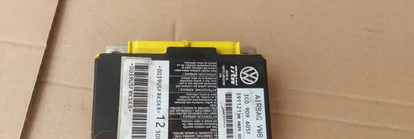 Volkswagen PASSAT B6 Airbag control unit/module 3C0909605F