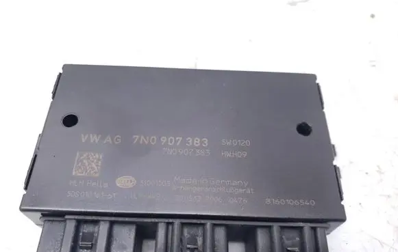 Volkswagen PASSAT B7 Tow bar trailer control unit/module 7N0907383 SW0120