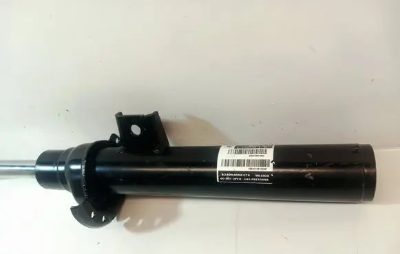 BMW X3 F25 Front shock absorber with coil spring 6796418 F25V022SL 10B2472S182967