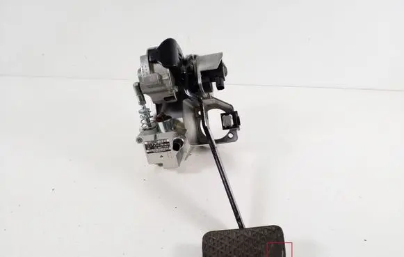 Mercedes-Benz E W212 Brake pedal A2122900001