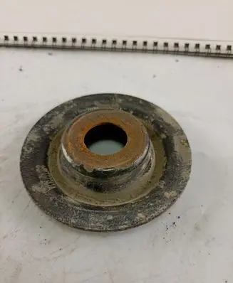 Volkswagen Golf IV Coil spring/strut mount 357412341A