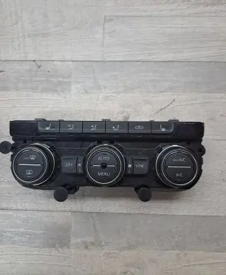 Volkswagen Golf VII Climate control unit 5G0907044BD 5HB01118179 1501870613