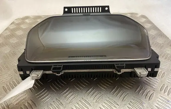 Volvo XC90 Speedometer (instrument cluster) 31665340 31665340AA