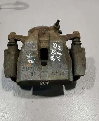 Toyota Auris E180 Front brake caliper