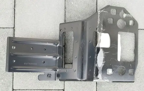 Audi e-tron Fender mounting bracket 4KE805554A