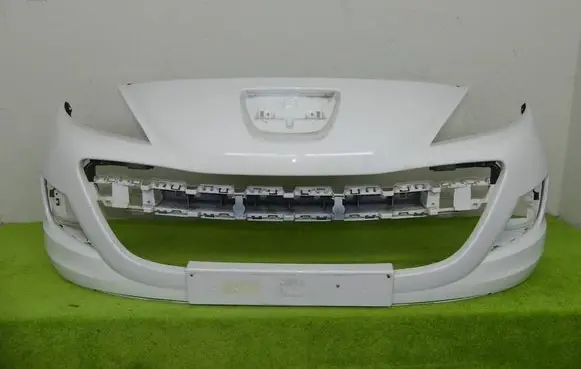 Peugeot 207 Front bumper 9688071577