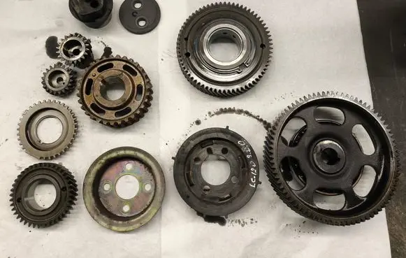 Toyota Land Cruiser (J120) Timing belt/chain tensioner 