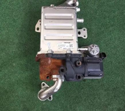 Volkswagen Crafter EGR valve cooler 04L131512CG
