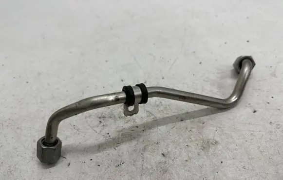 Volkswagen Golf VIII Fuel line pipe 05C130241