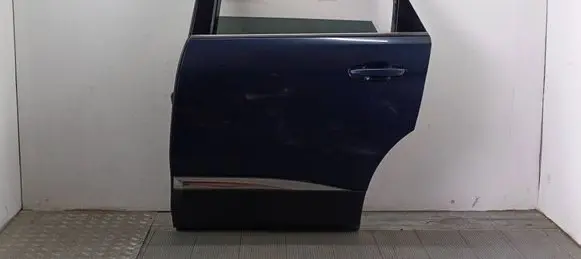 Peugeot 5008 II Rear door
