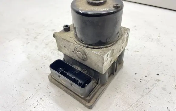 Opel Zafira B ABS Pump 13234911AS 13234911