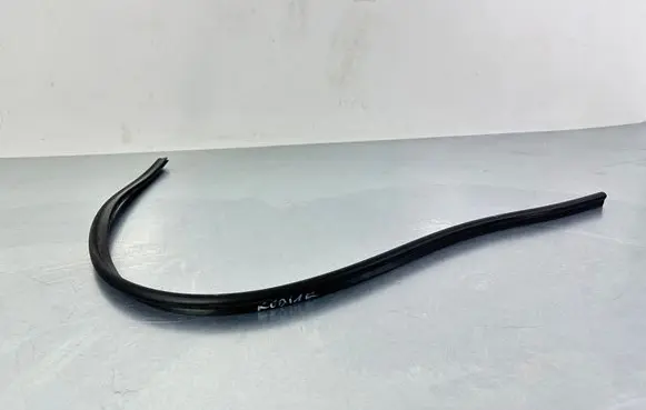 Skoda Kodiaq Engine compartment rubber 565823723