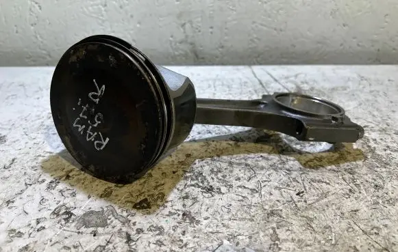 Ram 1500 Piston with connecting rod