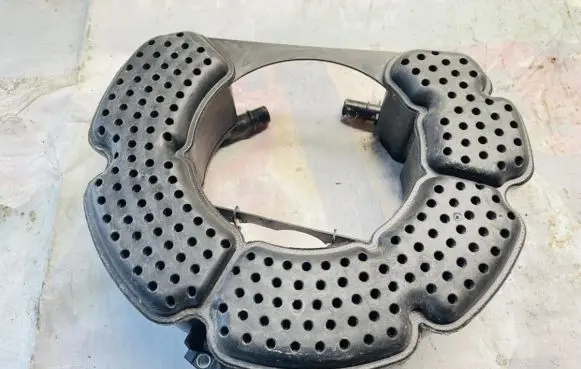 Volkswagen Jetta V Active carbon filter fuel vapour canister 1k0201797b