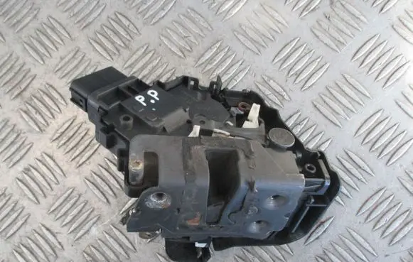 Ford Focus C-MAX Front door lock 3M5AR21812AF