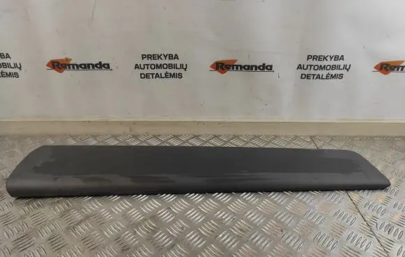 Opel Vivaro Front door trim (molding) 91165346