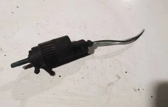 Ford S-MAX Windscreen/windshield washer pump 6m2113k082aa 6m21-13k082aa