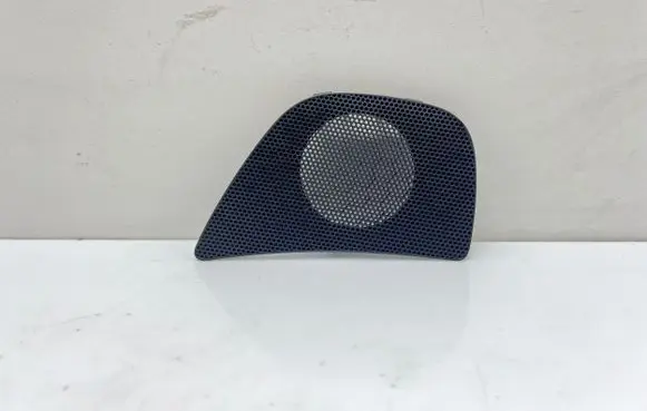 Side speaker trim/cover