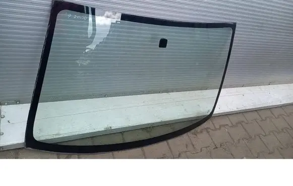 Toyota Yaris Verso Front windscreen/windshield window 