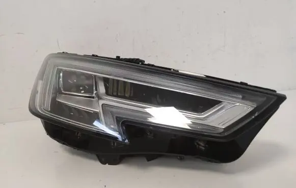 Audi A4 S4 B9 Headlight/headlamp 8W0941034B