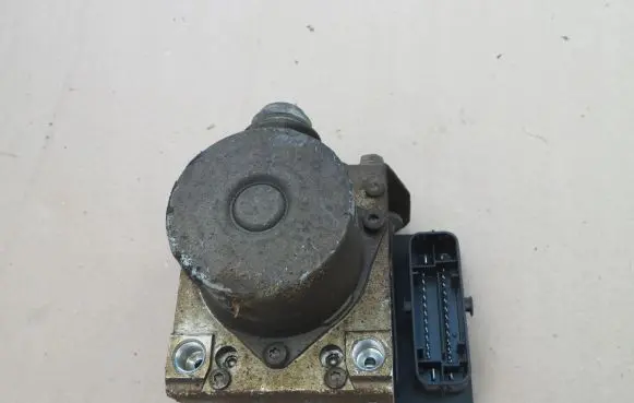 Volkswagen Up ABS Pump 1S0614517D