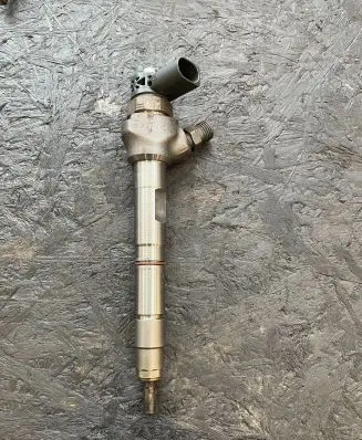 Seat Leon (5F) Fuel injectors set 04L130271AE