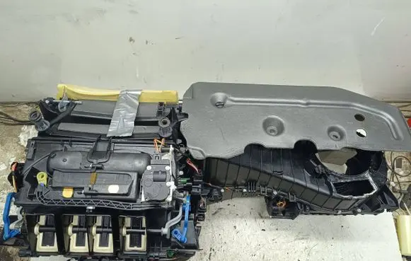 Audi A5 8T 8F Interior heater climate box assembly 8k2820005 00006753 G7821010753