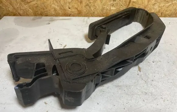 Mercedes-Benz E W211 Accelerator throttle pedal A2113000404 2113000404