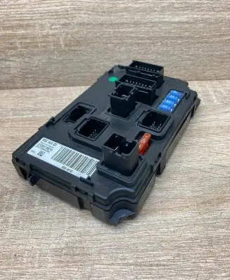 Peugeot 407 Fuse module 9656148180 S120017001H