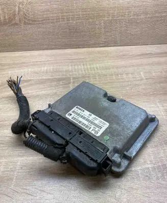 Opel Astra H Engine control unit/module ECU 24417167 0281010267